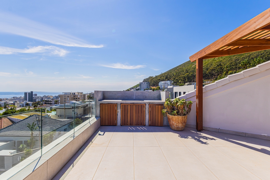 3 Bedroom Property for Sale in Fresnaye Western Cape